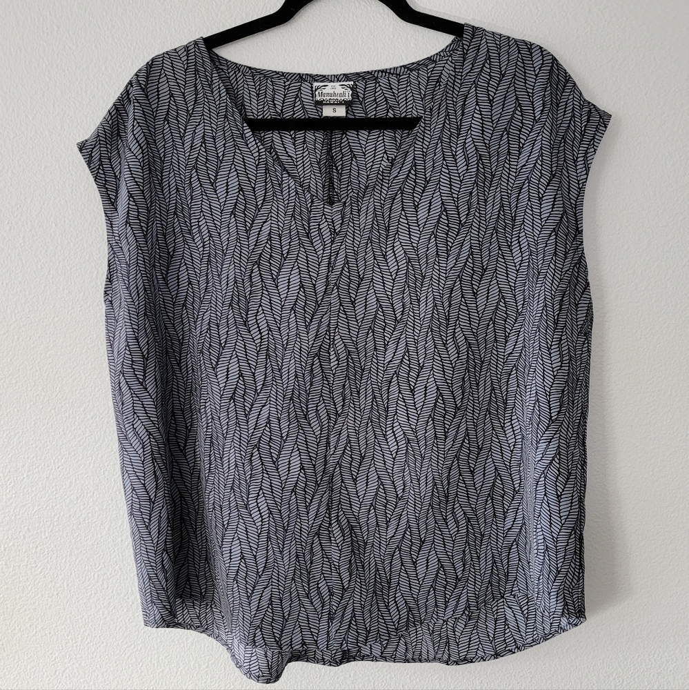 ❌️SOLD❌️ Manuheali'i Women's Top/Blouse Small